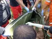 Diduga Terpleset di Kolam Ikan Saat Hendak Mandi, “Lilis” Ditemukan Meninggal Dunia