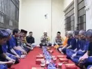 Kapolres buka bersama Dengan 19 Orang Tahanan Polres Purworejo