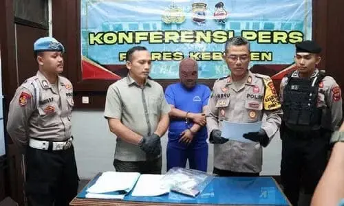 Mengaku 9 Tahun Pakai Sabu, Tersangka Diancam Hukuman 12 Tahun Penjara Mengaku 9 Tahun Pakai Sabu, Tersangka Diancam Hukuman 12 Tahun Penjara