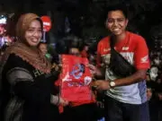 Nonton Bareng Timnas Indonesia U-23 di Videotron Alun-alun Purworejo, Bupati Bagi-bagi Door Prize