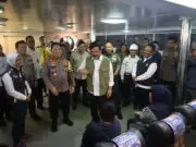 Kapolri Tinjau Langsung Kondisi Pelayanan Pemudik di Dermaga 1 Pelabuhan Merak