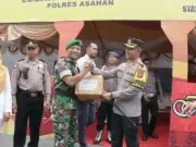 Kapolres Asahan Berikan Bingkisan Tim Pengamanan Pasca Idil Fitri 2024