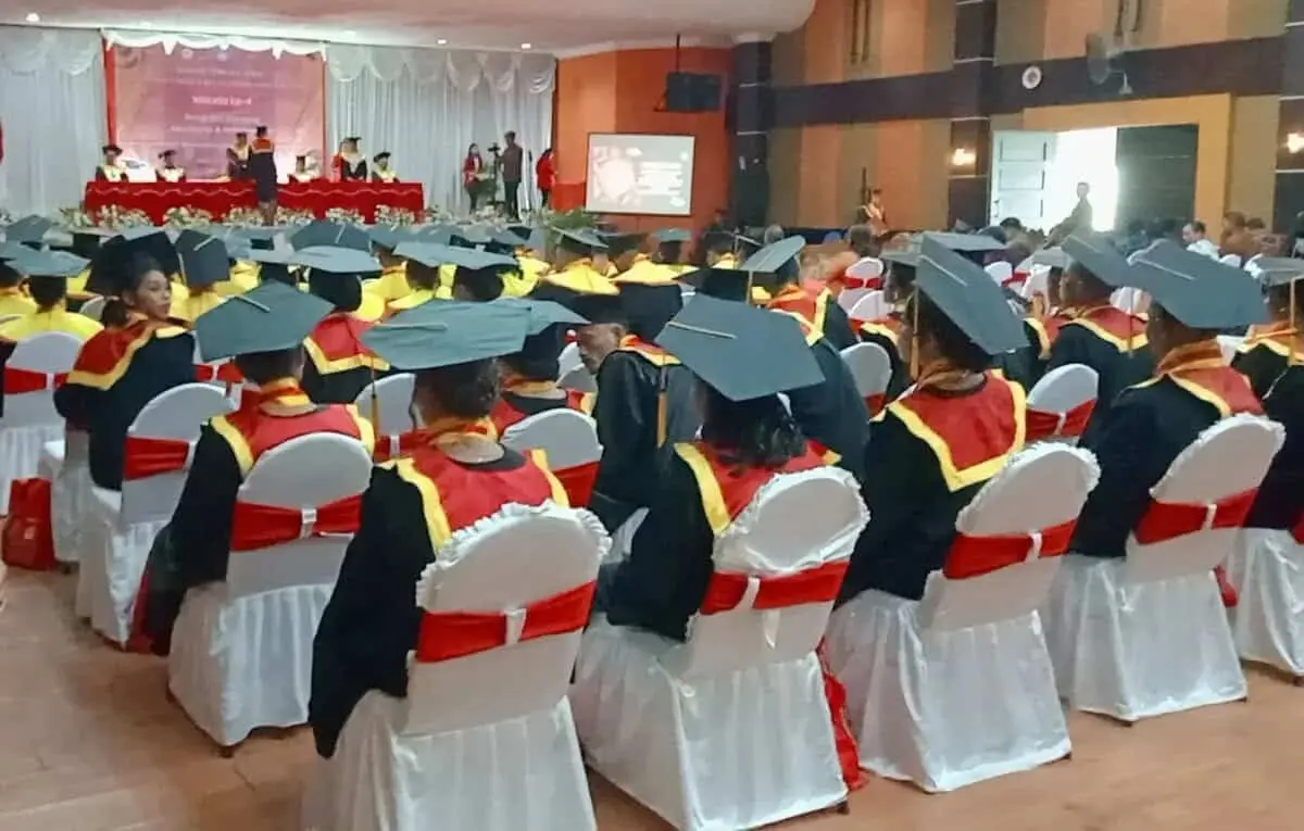 Sekolah Tinggi Ilmu Ekonomi Karya Ruteng Manggarai NTT Menggelar Acara Wisuda Program Sarjana Prodi Akuntansi Dan Manajemen Sekolah Tinggi Ilmu Ekonomi Karya Ruteng Manggarai NTT Menggelar Acara Wisuda Program Sarjana Prodi Akuntansi Dan Manajemen