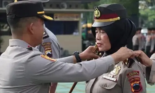 Jelang Masa Purna Tugas, Tiga Personel Polres Purworejo Mendatkan Kenaikan Pangkat Penghargaan Jelang Masa Purna Tugas, Tiga Personel Polres Purworejo Mendatkan Kenaikan Pangkat Penghargaan