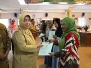 Bupati Serahkan SHM Tanah untuk 38 Warga di Jalan Mranti dan Karangrejo