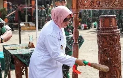 Tabuh Kentongan Sebagai Tanda TMMD Sengkuyung Tahap II di Desa Pamriyan Dimulai Tabuh Kentongan Sebagai Tanda TMMD Sengkuyung Tahap II di Desa Pamriyan Dimulai