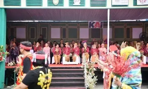 Kader PKK Seluruh Indonesia Turut Meriahkan Parade Budaya Nusantara di Solo