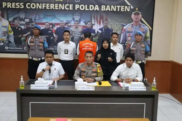 Polda Banten Gelar Press Conference Tindak Pidana Korupsi Pembangunan Jalan Akses Pelabuhan Warna Sari Tahap 2 Polda Banten Gelar Press Conference Tindak Pidana Korupsi Pembangunan Jalan Akses Pelabuhan Warna Sari Tahap 2