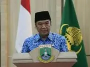 Protes Nyaring Ulama Hingga Pengusaha Tolak Perpanjangan Jabatan Pj Gubernur Banten Protes Nyaring Ulama Hingga Pengusaha Tolak Perpanjangan Jabatan Pj Gubernur Banten