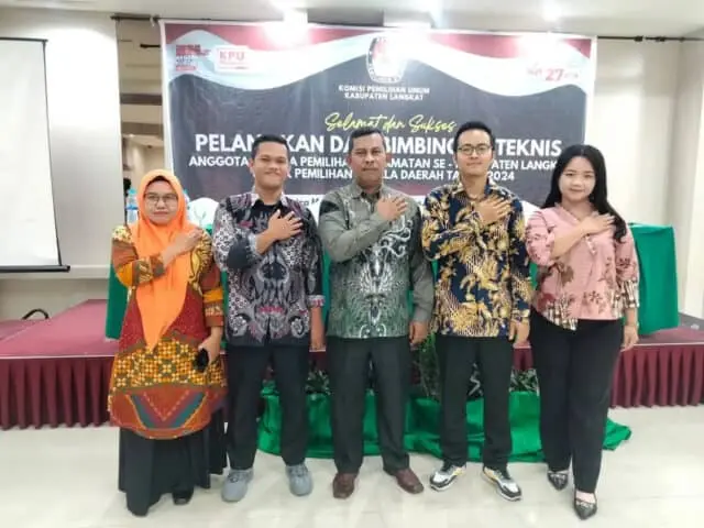Resmi Dilantik, Ini Susunan PPK Besitang Untuk Pilkada 2024 Resmi Dilantik, Ini Susunan PPK Besitang Untuk Pilkada 2024