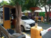 Keluarga Pasien Rawat Inap RSUD Kota Madiun Keluhkan Mahalnya Retribusi Parkir Keluarga Pasien Rawat Inap RSUD Kota Madiun Keluhkan Mahalnya Retribusi Parkir