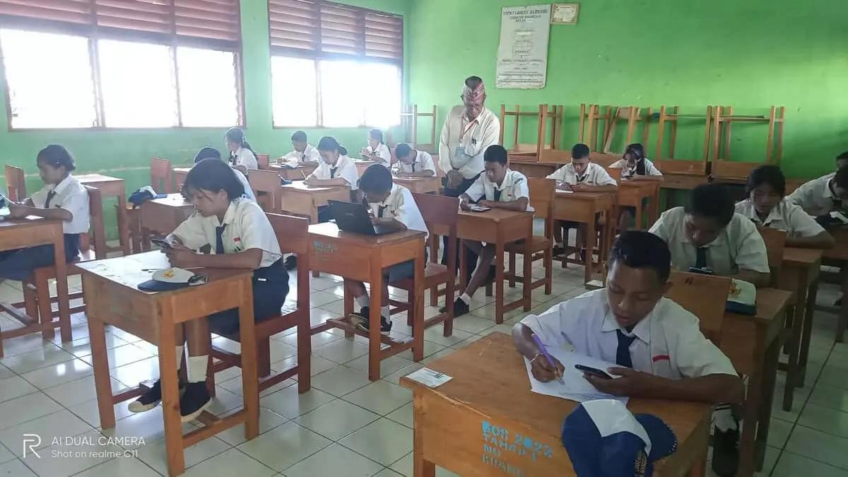 SMPN 3 Langke Rembong Manggarai NTT Laksanakan Ujian Sekolah Berbasis Online SMPN 3 Langke Rembong Manggarai NTT Laksanakan Ujian Sekolah Berbasis Online