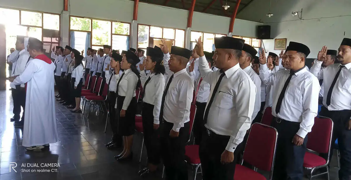 Hadapi Pilkada Serentak 2024,KPUD Kabupaten Manggarai Melantik Anggota Panitia Pemilihan Kecamatan Hadapi Pilkada Serentak 2024,KPUD Kabupaten Manggarai Melantik Anggota Panitia Pemilihan Kecamatan