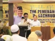 Kukuhkan dan Beri Pembekalan Tim Kemenangan, Simak Pesan Sachrudin