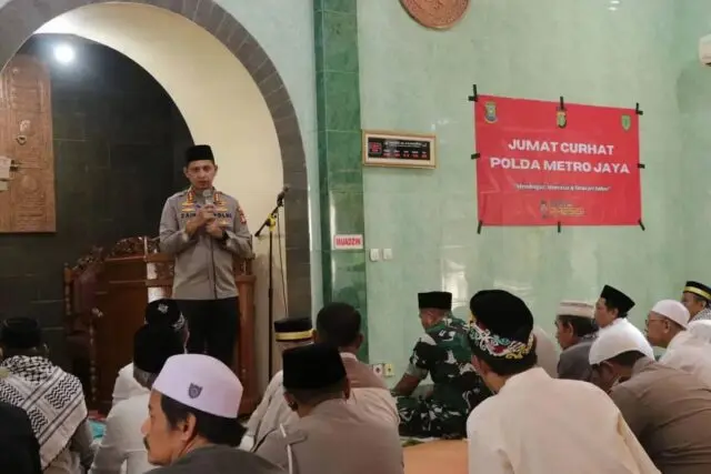 Jum'at Keliling, Ini Pesan Kapolrestro Tangerang Kota Jum'at Keliling, Ini Pesan Kapolrestro Tangerang Kota