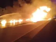 Truk Tangki Pertamina Terbakar Dekat Exit Tol Ngawi Truk Tangki Pertamina Terbakar Dekat Exit Tol Ngawi