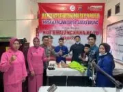 Peringati Hari Bhayangkara ke 78, 18 Anak Ikuti Khitan Masal di  Polsek Bruno