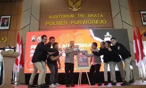 Kapolres Luncurkan Majalah Presisi Bernama Polres Purworejo News Kapolres Luncurkan Majalah Presisi Bernama Polres Purworejo News