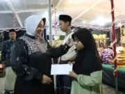 Usai Beri Santunan Anak Yatim di Ponpes Hidayatul Qur’an, Bupati Hadiri Merti Desa Kalimiru