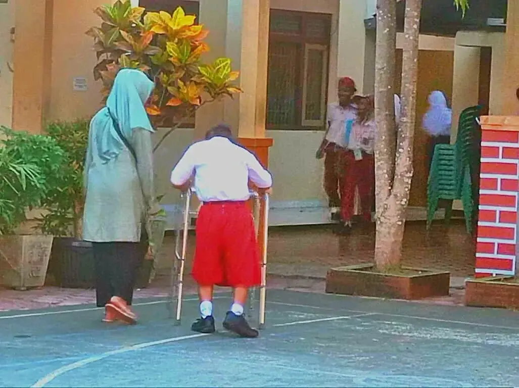 Ada 2 siswa Bekebutuhan Khusus, MPLS di SMPN 4 Purworejo Tekankan Pendidikan Anti Perundungan Ada 2 siswa Bekebutuhan Khusus, MPLS di SMPN 4 Purworejo Tekankan Pendidikan Anti Perundungan