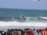 Sedekah Laut Desa Kertojayan Dipadati Ribuan Masyarakat, Satu Kapal Terbalik Sedekah Laut Desa Kertojayan Dipadati Ribuan Masyarakat, Satu Kapal Terbalik
