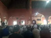 Pembekalan Keimanan, Ribuan Jamaah Tabligh Berkumpul di Ponpes Temboro Sebelum Dikirim Sebagai I’tikaf Pembekalan Keimanan, Ribuan Jamaah Tabligh Berkumpul di Ponpes Temboro Sebelum Dikirim Sebagai I'tikaf