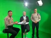 Ditlantas Polda Banten Sosialisasi Operasi Patuh Maung 2024 di Stasiun TVRI Banten Ditlantas Polda Banten Sosialisasi Operasi Patuh Maung 2024 di Stasiun TVRI Banten
