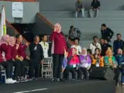 Iriana Jokowi Buka Lomba Senam Kreasi Piala Ibu Negara Tahun 2024 Iriana Jokowi Buka Lomba Senam Kreasi Piala Ibu Negara Tahun 2024