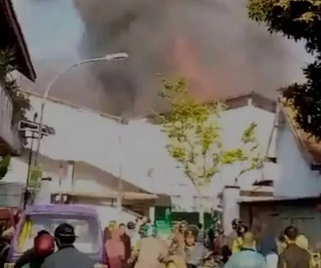 Pasar Kutoarjo Terbakar, Pemicunya Belum Diketahui Pasar Kutoarjo Terbakar, Pemicunya Belum Diketahui