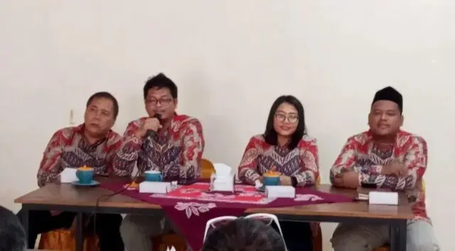 Pendaftaran Paslon Bupati – Wabup Purworejo Minimal 35.011 Suara Sah, RSUD dr. Soeradji Klaten Sebagai Tempat Tes Kesehatan Pendaftaran Paslon Bupati – Wabup Purworejo Minimal 35.011 Suara Sah, RSUD dr. Soeradji Klaten Sebagai Tempat Tes Kesehatan