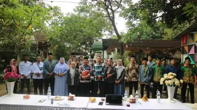 Sinergi KPU dan IPPNU Kabupaten Serang Gelar Sosialisasi Pilkada Serentak 2024 Sinergi KPU dan IPPNU Kabupaten Serang Gelar Sosialisasi Pilkada Serentak 2024