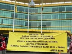 Aliansi Mahasiswa Desak Golkar Cabut Rekomendasi Syamsuar sebagai Bakal Calon Gubernur Riau Aliansi Mahasiswa Desak Golkar Cabut Rekomendasi Syamsuar sebagai Bakal Calon Gubernur Riau