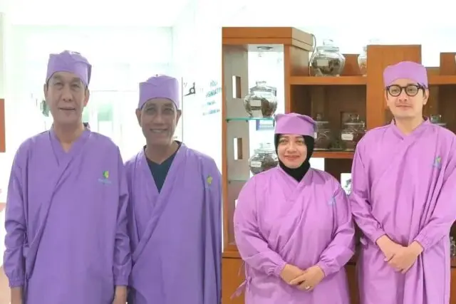 Paslon Bupati dan Wakil Bupati Purworejo Selesai Jalani Pemeriksaan Kesehatan di RSUP dr. Soeradji Tirtonegoro Paslon Bupati dan Wakil Bupati Purworejo Selesai Jalani Pemeriksaan Kesehatan di RSUP dr. Soeradji Tirtonegoro