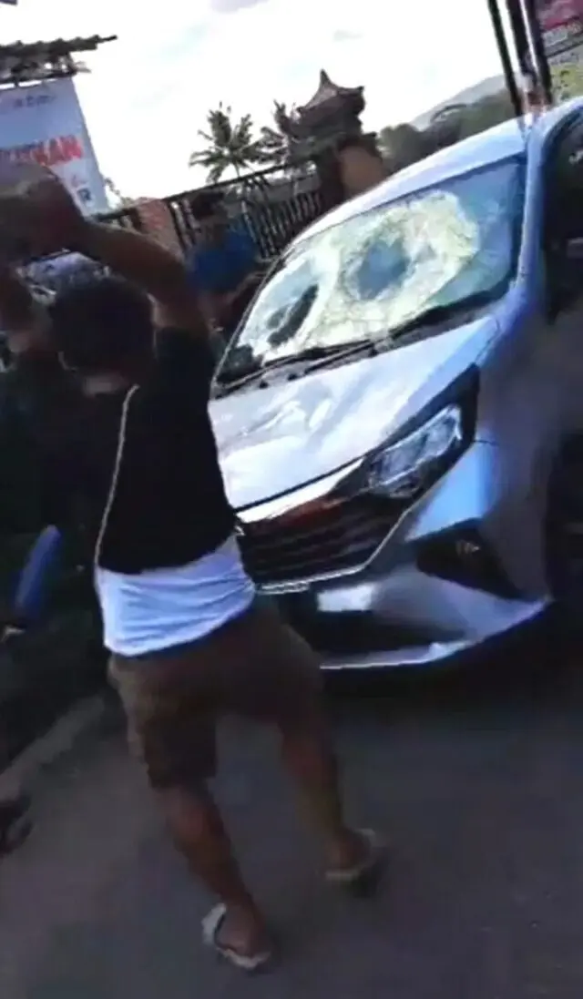 Video Viral Mobil Diamuk Warga di Kebumen Tenyata Pencuri, Ini  Penjelasan Kasat Reskrim