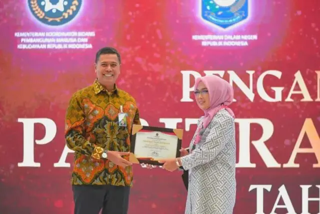 Hebat, Toko Kue Tulip Brownies Purworejo Terima Penghargaan Paritrana Award 2024 Sebagai Usaha Kecil Mikro Terbaik 1 Nasional