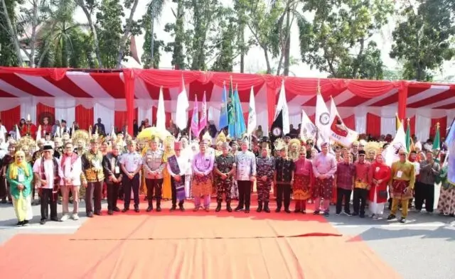 Perkuat Persatuan dan Kesatuan, Kemendagri Apresiasi Parade Bhinneka Tunggal Ika di Provinsi Riau Perkuat Persatuan dan Kesatuan, Kemendagri Apresiasi Parade Bhinneka Tunggal Ika di Provinsi Riau
