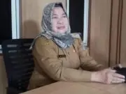 Implementasi Menjadi Desa Maju dan Bersih,Saat Ngobrol Santai Bareng Kades Lembaga Sari