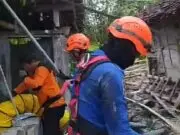Damkar Selamatkan Kambing ‘Terjebak Ranjau’, Terjerumus Masuk Sumur 17 Meter di Ngawi