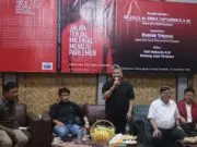 Abraham Garuda Laksono Terbitkan Buku Jalan Terjal Milenial Menuju Parlemen