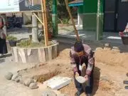 Peletakan Batu Pertama Revitalisasi Mushola Al Muttaqin Menandai Puncak Lustrum IX SMP Negeri 17 Purworejo
