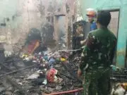Lupa Matikan Kompor Dapur, Rumah Terbakar Seorang Terluka