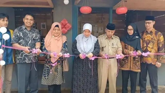 Kasus Cabup 02 Resmian Showroom UMKM di Bukit Besek, Kades dan Perangkat di Desa Guntur Diputus Melanggar Aturan Pemilu Kasus Cabup 02 Resmian Showroom UMKM di Bukit Besek, Kades dan Perangkat di Desa Guntur Diputus Melanggar Aturan Pemilu