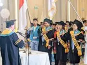 STIKES Pemkab Purworejo Mewisuda 95 Mahasiswa D3 Keperawatan, Lulusan Terbaik IPK 3,91 STIKES Pemkab Purworejo Mewisuda 95 Mahasiswa D3 Keperawatan, Lulusan Terbaik IPK 3,91