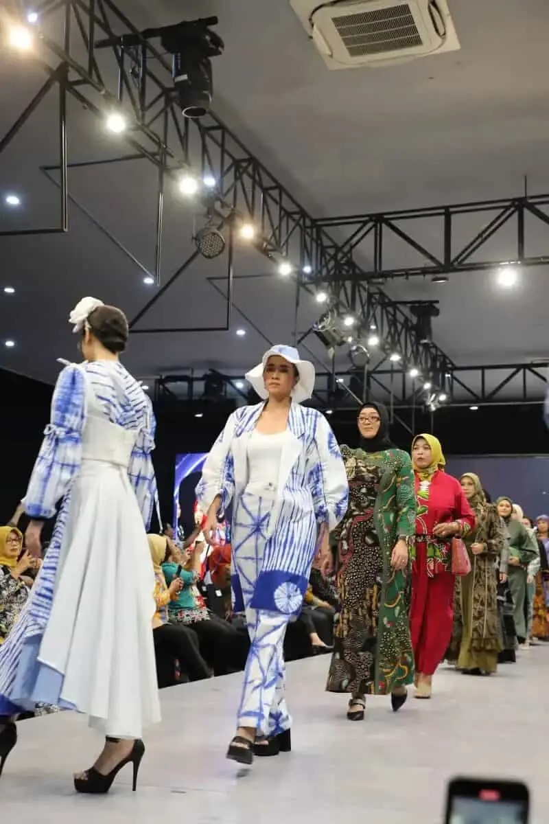 Purworejo Tampilkan Motif Batik Adipurwowo di Fashion Show Dekranasda