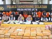 Amankan Ganja 642 Kg, Sabu 7,8 Kg dan Serbuk Ekstasi 1,1 Kg, Satres Narkoba Polres Tangsel Tangkap 15 Pengedar Narkoba Antar Pulau dan Jaringan Internasional