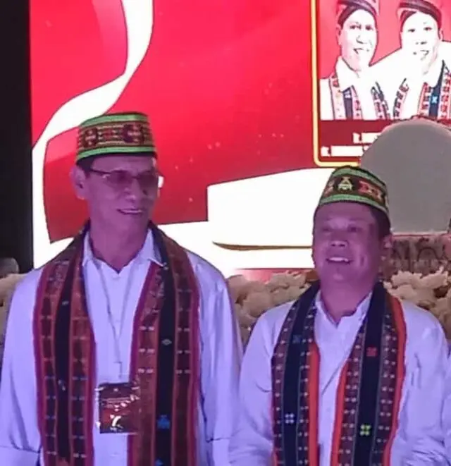 Tampil Luar Biasa Saat Debat, Maksi Ngkeros Sebut Visi Misi Maksi - Ronal Didasari Permasalahan Dan Kondisi Manggarai Saat Ini Tampil Luar Biasa Saat Debat, Maksi Ngkeros Sebut Visi Misi Maksi - Ronal Didasari Permasalahan Dan Kondisi Manggarai Saat Ini