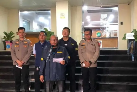 Sita Uang Senilai Rp 600 Juta, Polda Metro Kembali Tangkap Tiga DPO Judi Online Komdigi Sita Uang Senilai Rp 600 Juta, Polda Metro Kembali Tangkap Tiga DPO Judi Online Komdigi