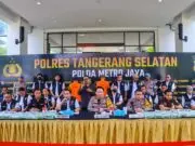 Disembunyikan Dalam Mobil, Sabu 40,2 Kg Siap Edar Berikut Tiga Tersangka Berhasil Diamankan Polisi