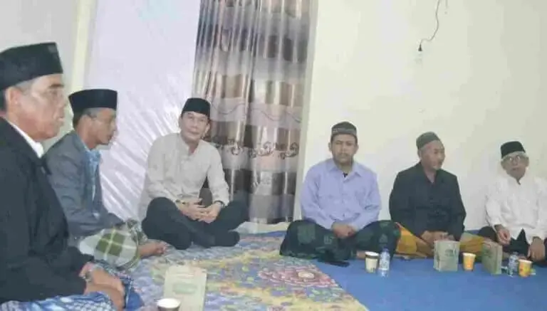 Diiringi Hujan Lebat, Ratusan Undangan dan Pendukung Yophi- Lukman Hadiri Haul Jenderal Sarwo Edhie Wibowo