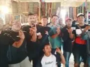 Blusukan Di Pasar Inpres Ruteng Manggarai, Cawagub NTT Adrianus Garu Disambut Hangat Pedagang Dan Pengunjung Blusukan Di Pasar Inpres Ruteng Manggarai, Cawagub NTT Adrianus Garu Disambut Hangat Pedagang Dan Pengunjung